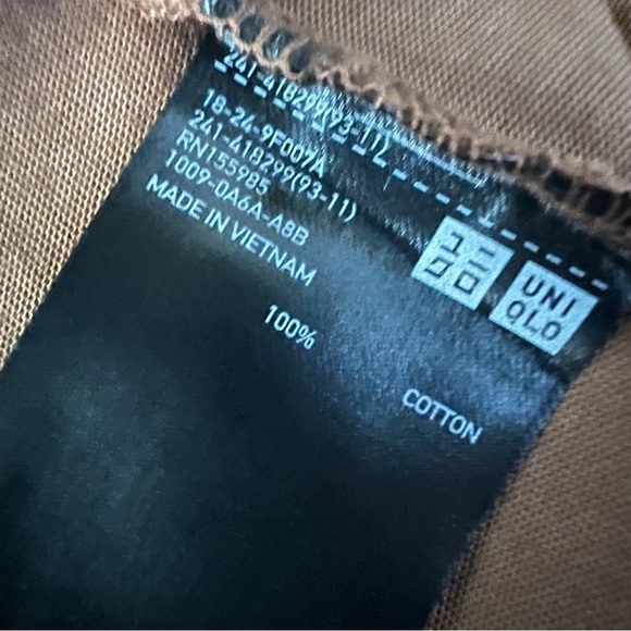 Uniqlo women’s brown Size M crop top crew neck Top - Picture 8 of 8